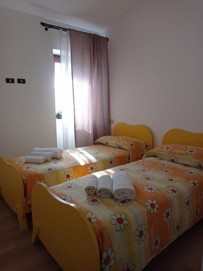 Casa Vacanze Borgo Gulini Da Anna Petralia Soprana Ngoại thất bức ảnh