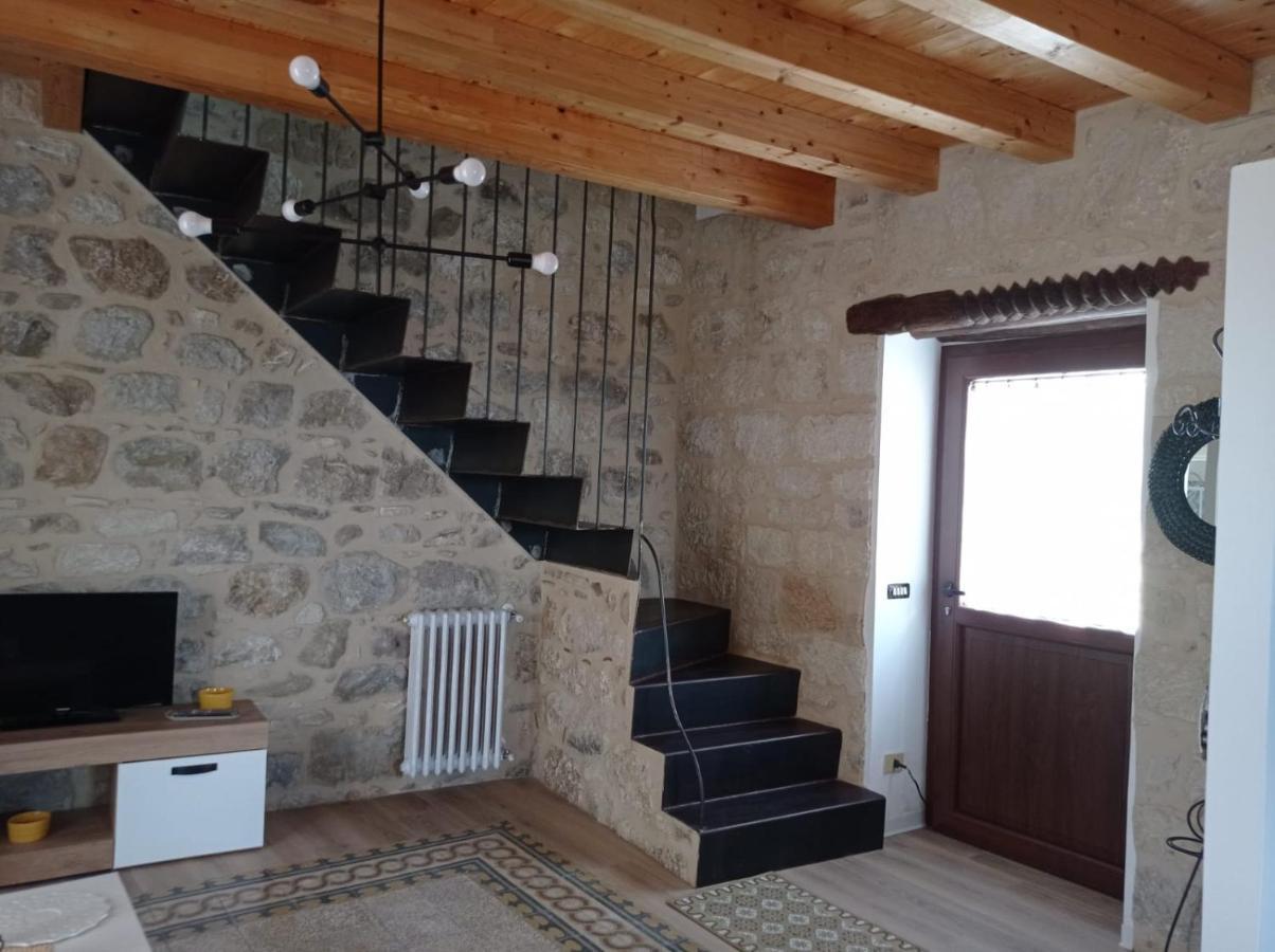 Casa Vacanze Borgo Gulini Da Anna Petralia Soprana Ngoại thất bức ảnh