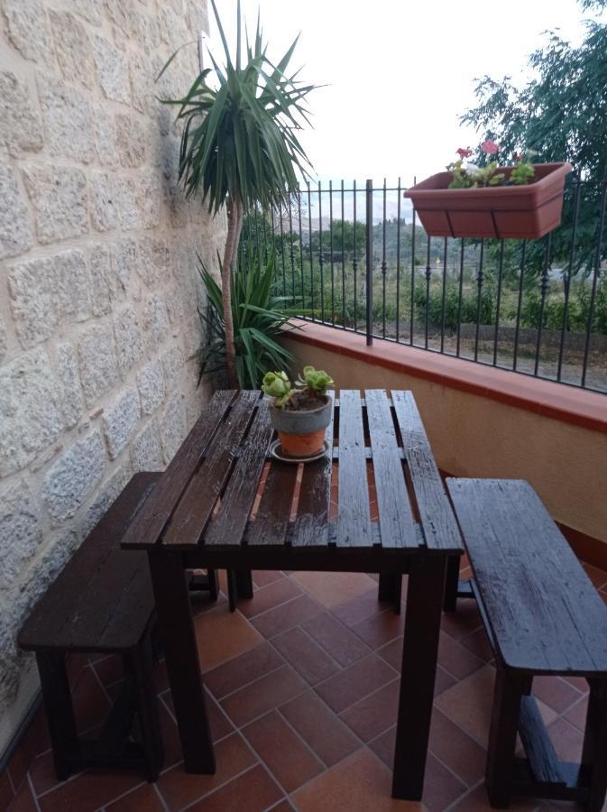 Casa Vacanze Borgo Gulini Da Anna Petralia Soprana Ngoại thất bức ảnh